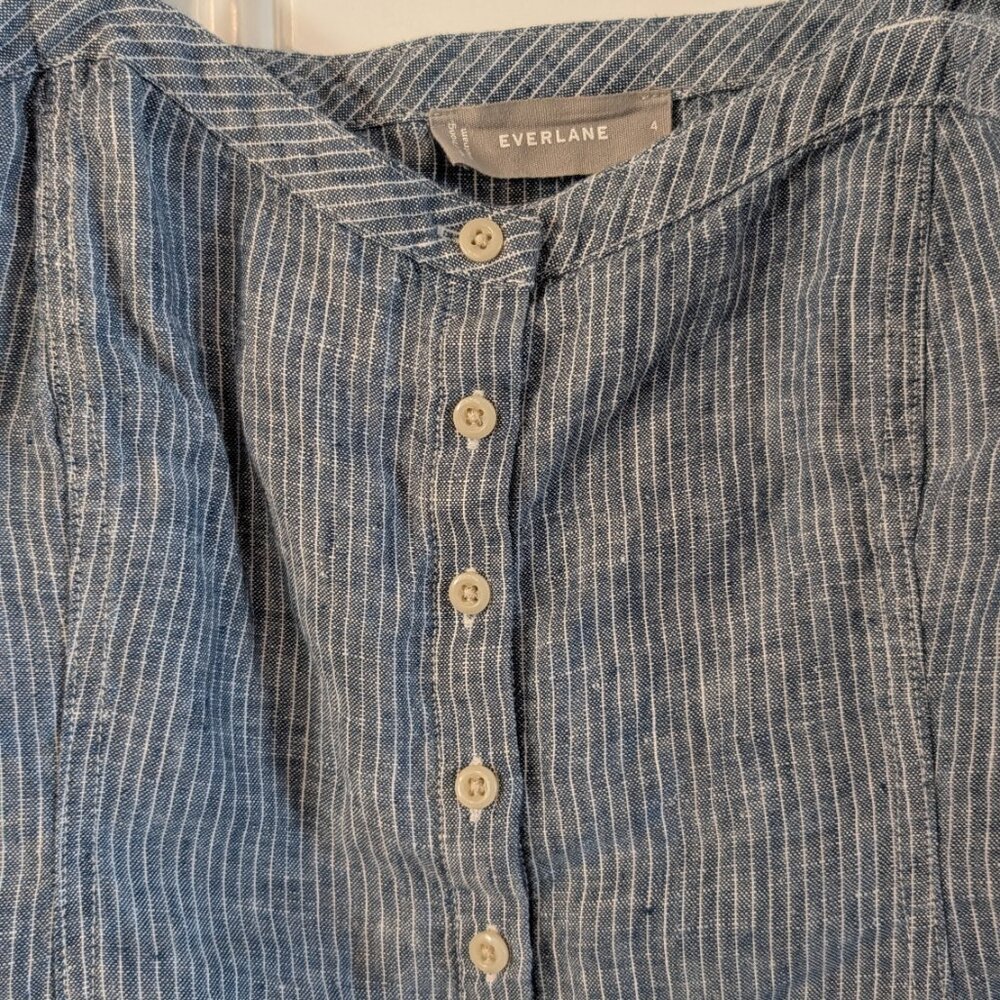 Everlane Linen Crop Tank Blue Stripe Button Front Adjustable Strap Size 4 - Picture 4 of 7